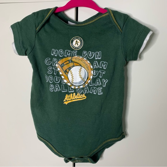 Infant’s Genuine Merchandise Oakland Athletic’s MLB A’s Bodysuit - Picture 1 of 11